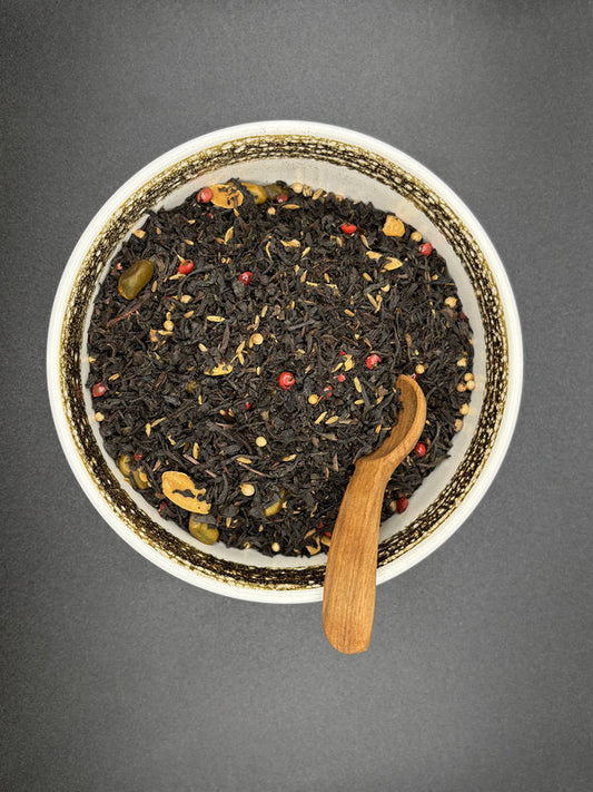 Schwarztee, lose, Pistazien, Kreuzkümmel, Mandel