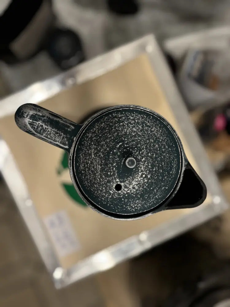 Manura Gusseisen Teekanne 0,9L