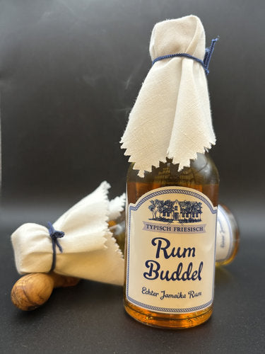 Rum Buddel – Echter Jamaika Rum, typisch friesisch