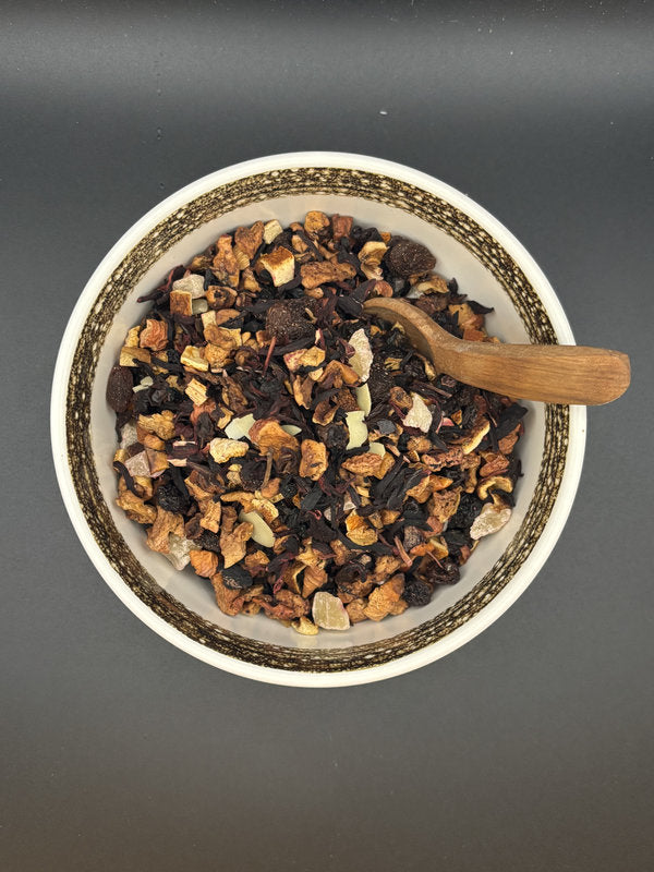 Früchtetee-Punsch mit Vanille-Marzipan-Note