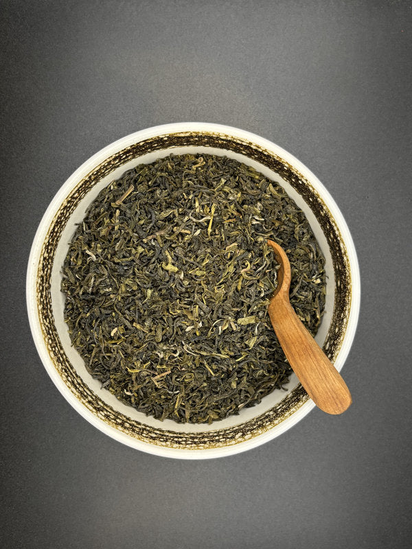 Grüner Tee, lose, Bio, Darjeeling, dunkelgrün