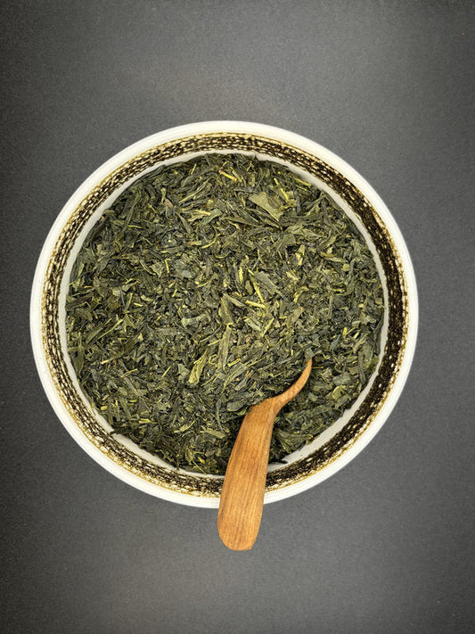 Grüner Tee, lose, Japan, mild, grobes Blatt