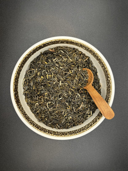 Grüner Tee, lose, silbrige Tips, Bio, weißer Tee