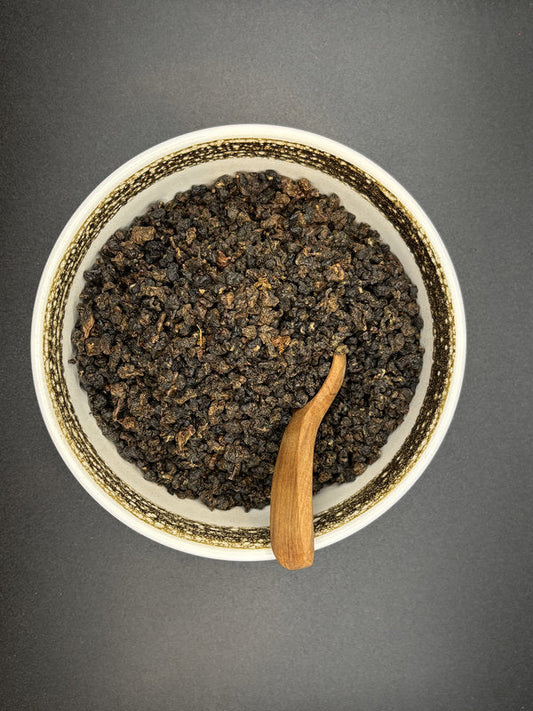 Oolong, lose, würzig, rotbraun