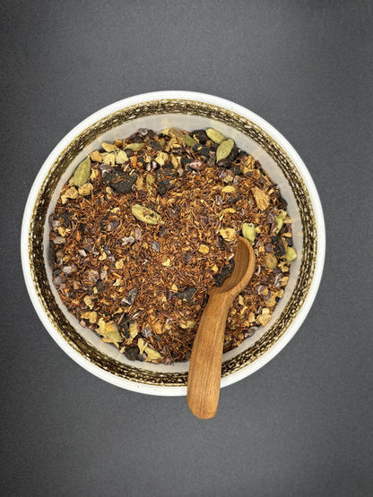 Rooibostee, lose, Schokolade, Kardamom, Zimt