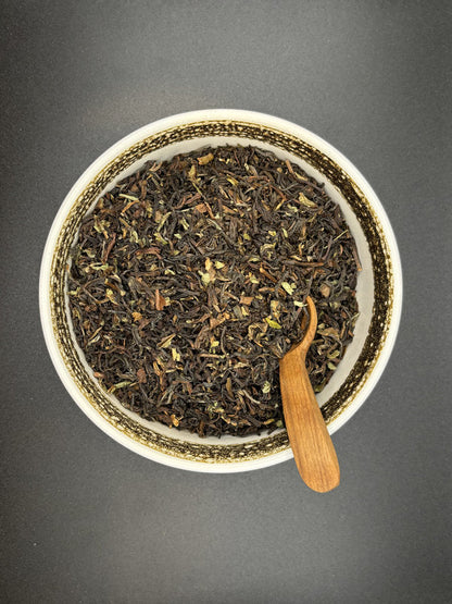 Schwarztee, lose, Darjeeling, Bio, silbrige Tips, kupferfarben